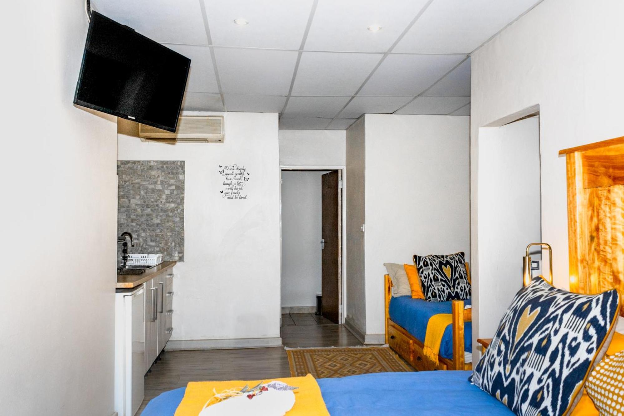 A Cherry Lane Self Catering And B&B Bloemfontein Exterior foto